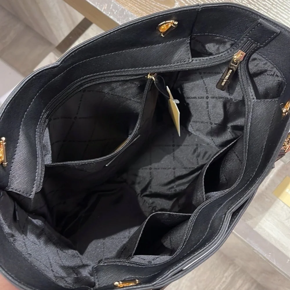 MICHAEL KORS LARGE X CHAIN LOGO SHOULDER BAG